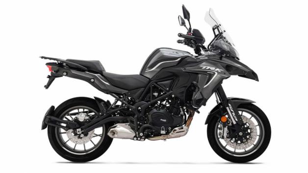 Benelli TRK 502: Δική σου με 6.299 ευρώ ή με 30% προκαταβολή έως 24 άτοκες δόσεις 